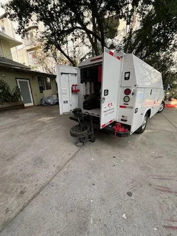 Magnet Plumbing service vehicle on-site for Water Heater Repair in Alafaya Woods